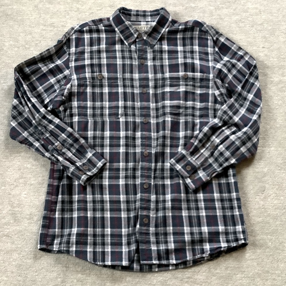 Duluth Trading Co Navy, Red and White Plaid Flannel Shirt Sz. L